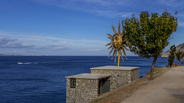 Sculpture Soleil Hydra Grèce